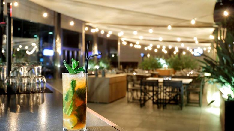 <b>Hotel Icaria Barcelona Restaurant</b>. Images powered by <a href="https://iceportal.shijigroup.com/" title="IcePortal" target="_blank">IcePortal</a>.