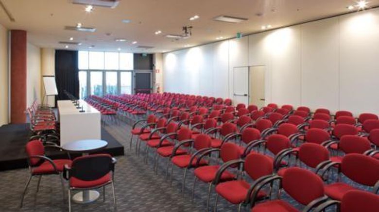 <b>Grand Hotel Mattei Meeting</b>. Images powered by <a href="https://iceportal.shijigroup.com/" title="IcePortal" target="_blank">IcePortal</a>.