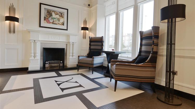 Chester Hotel Lobby