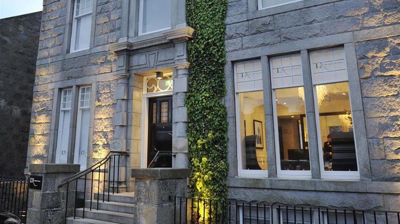 <b>Chester Hotel Exterior</b>. Images powered by <a href="https://iceportal.shijigroup.com/" title="IcePortal" target="_blank">IcePortal</a>.