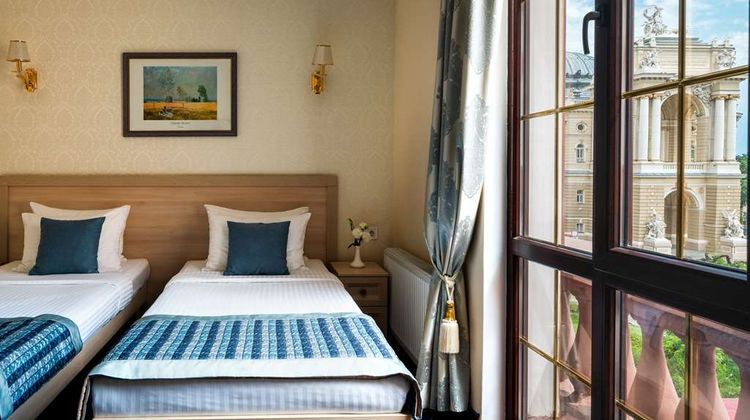 Mozart Hotel Room