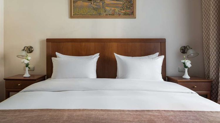 Mozart Hotel Room