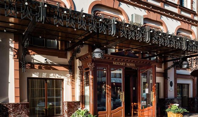 Mozart Hotel Exterior