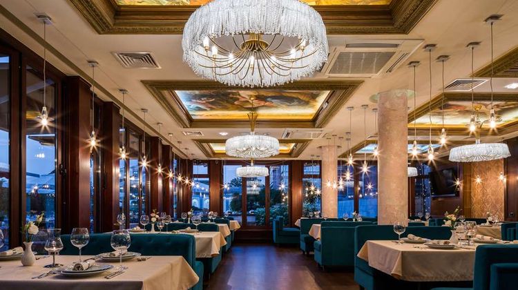 Mozart Hotel Restaurant