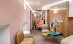 Arc Elysees Hotel