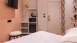 <b>Arc Elysees Hotel Room</b>. Images powered by <a href="https://iceportal.shijigroup.com/" title="IcePortal" target="_blank">IcePortal</a>.