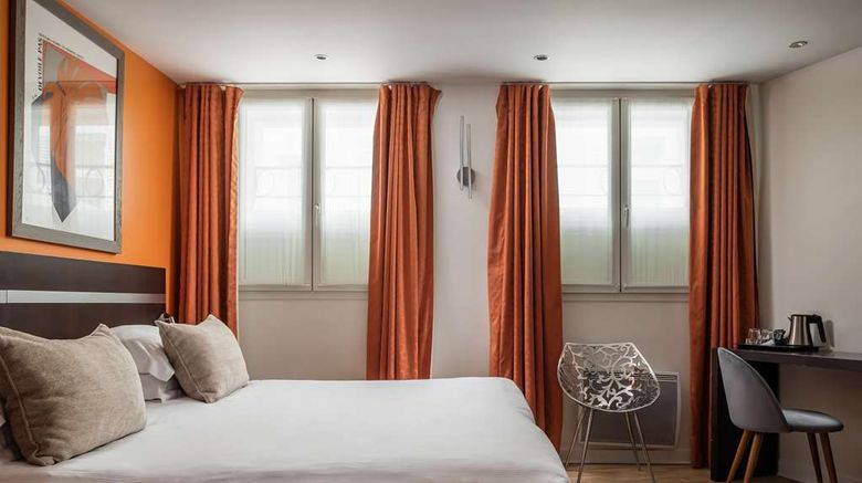 <b>Hotel Arc de Triomphe Room</b>. Images powered by <a href="https://iceportal.shijigroup.com/" title="IcePortal" target="_blank">IcePortal</a>.