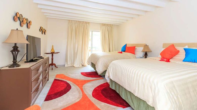<b>Sunset Shores Beach Hotel Room</b>. Images powered by <a href="https://iceportal.shijigroup.com/" title="IcePortal" target="_blank">IcePortal</a>.