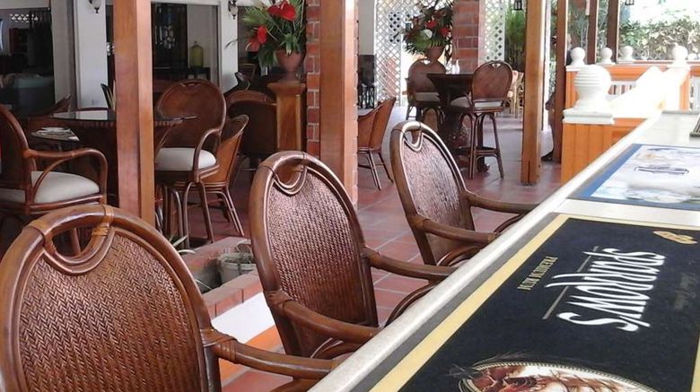 <b>Sunset Shores Beach Hotel Restaurant</b>. Images powered by <a href="https://iceportal.shijigroup.com/" title="IcePortal" target="_blank">IcePortal</a>.