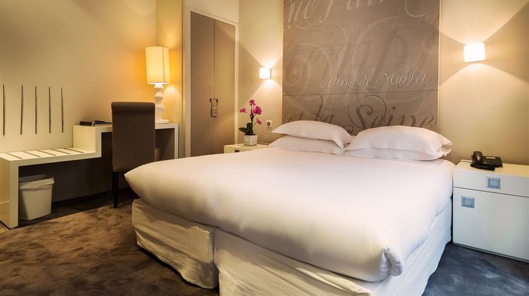 Hotel Chambellan Morgane Room