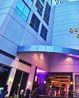 Quest Hotel & Conference Center - Cebu