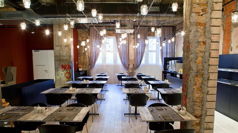 <b>Catalonia Berlin Mitte Hotel Restaurant</b>. Images powered by <a href="https://iceportal.shijigroup.com/" title="IcePortal" target="_blank">IcePortal</a>.