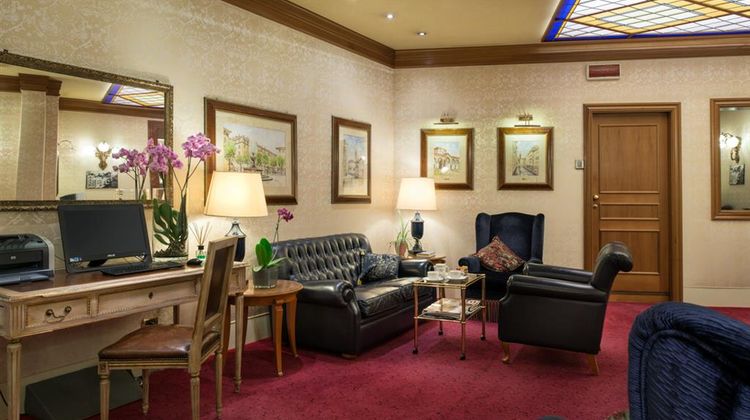 Hotel Berna Lobby