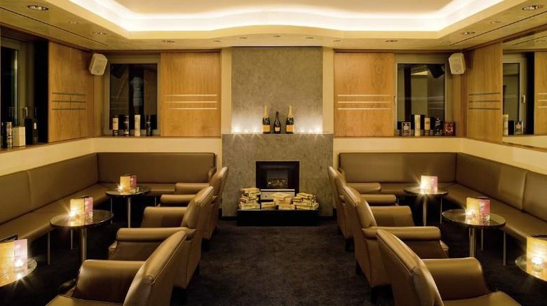 <b>Kranz Parkhotel Restaurant</b>. Images powered by <a href="https://iceportal.shijigroup.com/" title="IcePortal" target="_blank">IcePortal</a>.