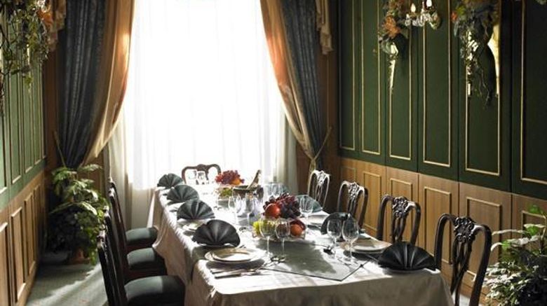 <b>Ukraine Hotel Restaurant</b>. Images powered by <a href="https://iceportal.shijigroup.com/" title="IcePortal" target="_blank">IcePortal</a>.