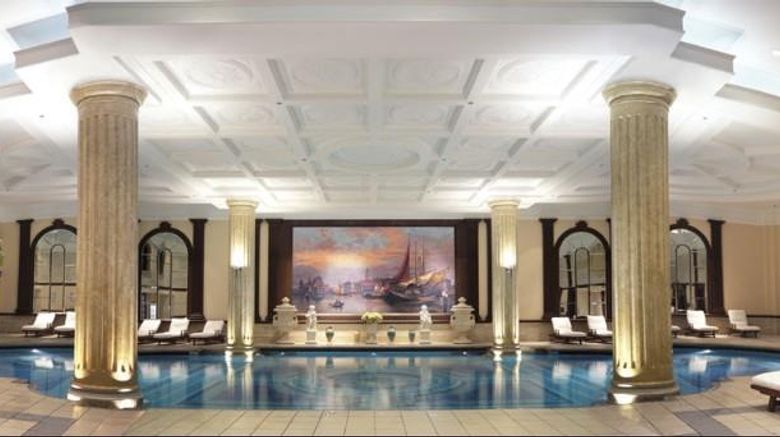 <b>Hong Kong Parkview Suites Pool</b>. Images powered by <a href="https://iceportal.shijigroup.com/" title="IcePortal" target="_blank">IcePortal</a>.