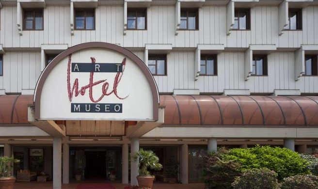 Art Hotel Museo Exterior