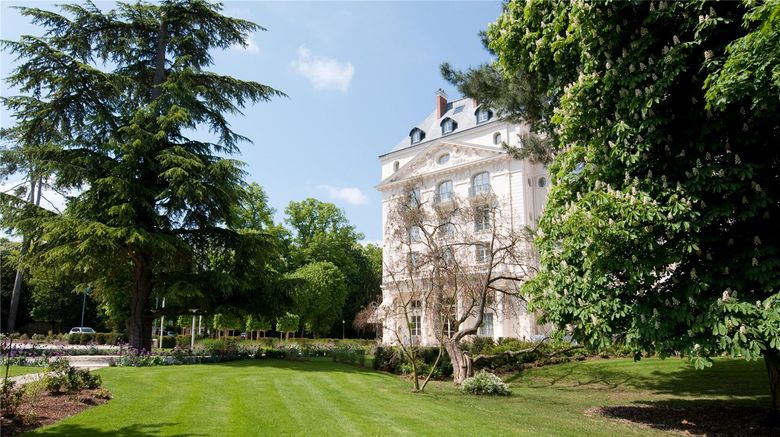 <b>Waldorf Versailles - Trianon Palace Exterior</b>. Images powered by <a href="https://iceportal.shijigroup.com/" title="IcePortal" target="_blank">IcePortal</a>.