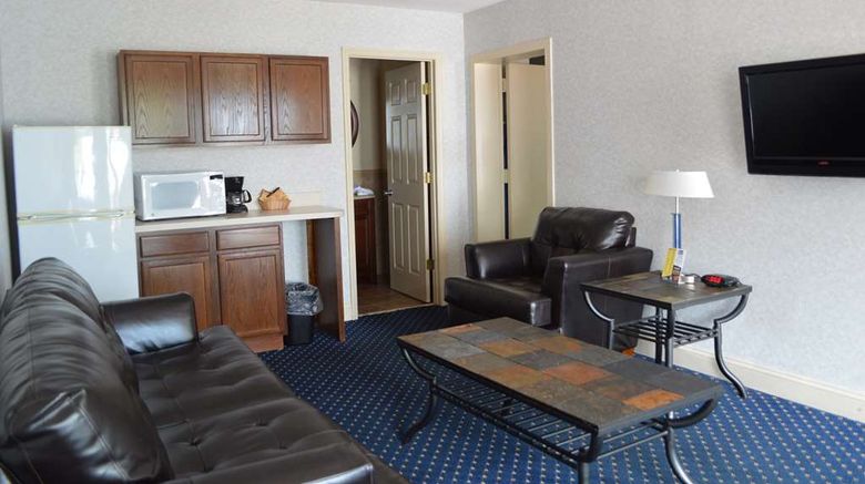 <b>Bluegrass Extended Stay Suite</b>. Images powered by <a href="https://iceportal.shijigroup.com/" title="IcePortal" target="_blank">IcePortal</a>.