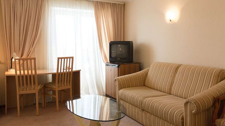<b>Hotel Express Room</b>. Images powered by <a href="https://iceportal.shijigroup.com/" title="IcePortal" target="_blank">IcePortal</a>.