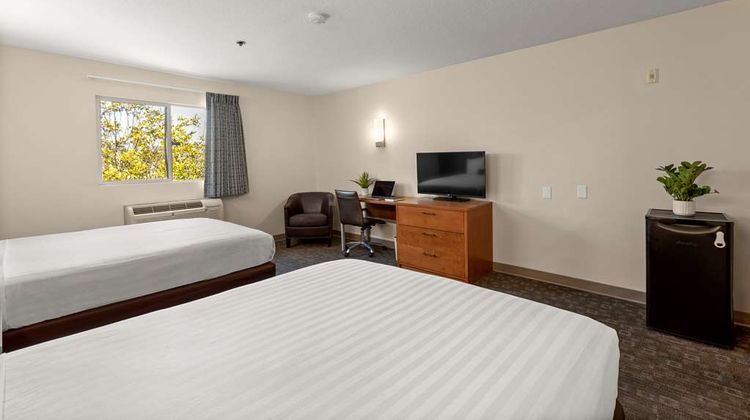 Good Nite Inn Room