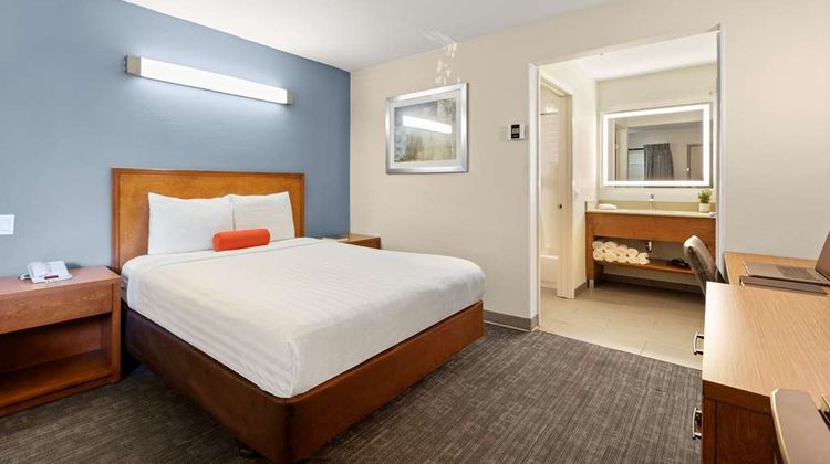 Good Nite Inn Room