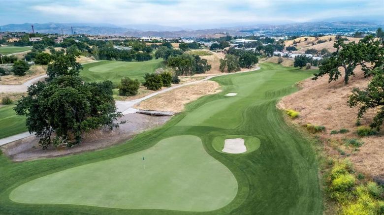 <b>Santa Clarita Motel Golf</b>. Images powered by <a href="https://iceportal.shijigroup.com/" title="IcePortal" target="_blank">IcePortal</a>.