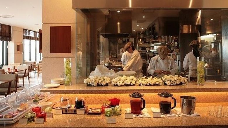 <b>Kafuu Resort Fuchaku Condo Hotel Restaurant</b>. Images powered by <a href="https://iceportal.shijigroup.com/" title="IcePortal" target="_blank">IcePortal</a>.