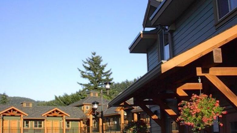 <b>Vedder River Inn Exterior</b>. Images powered by <a href="https://iceportal.shijigroup.com/" title="IcePortal" target="_blank">IcePortal</a>.