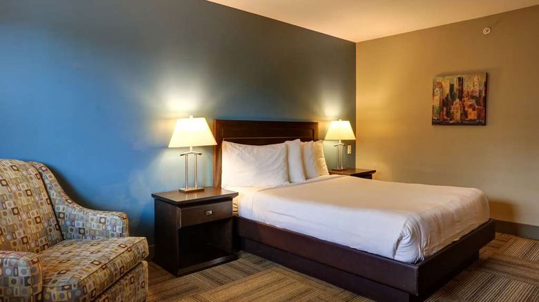<b>Vedder River Inn Room</b>. Images powered by <a href="https://iceportal.shijigroup.com/" title="IcePortal" target="_blank">IcePortal</a>.
