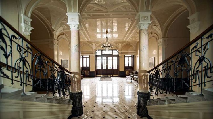 George Hotel Lobby
