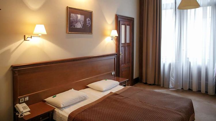 George Hotel Room