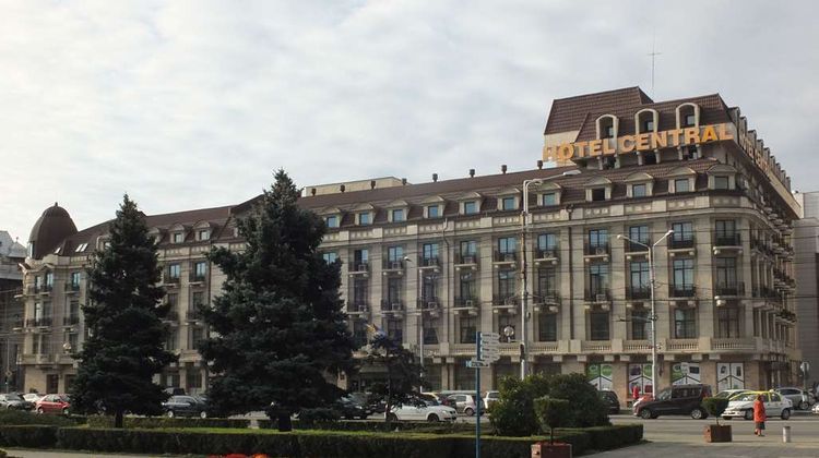 Central Hotel Exterior