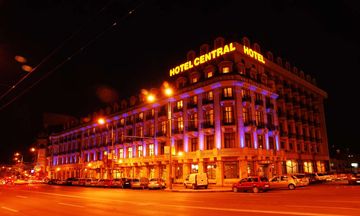 Central Hotel