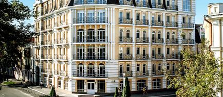 Premier Palazzo Hotel Exterior