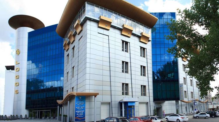 Tsunami Spa Hotel Exterior
