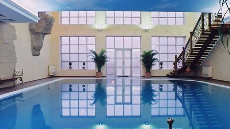 Tsunami Spa Hotel Pool