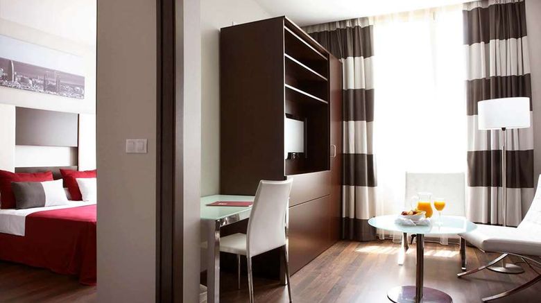 <b>Villa Olimpica Suites Hotel Barcelona Suite</b>. Images powered by <a href="https://iceportal.shijigroup.com/" title="IcePortal" target="_blank">IcePortal</a>.