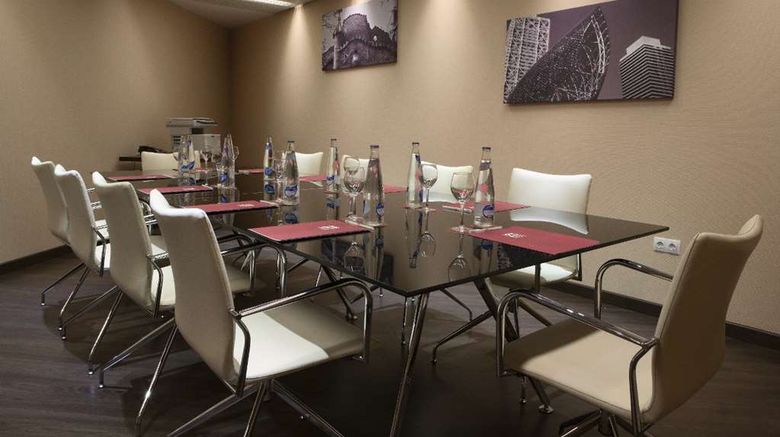 <b>Villa Olimpica Suites Hotel Barcelona Meeting</b>. Images powered by <a href="https://iceportal.shijigroup.com/" title="IcePortal" target="_blank">IcePortal</a>.