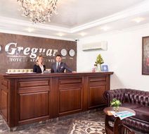 Greguar Aparthotel Lobby
