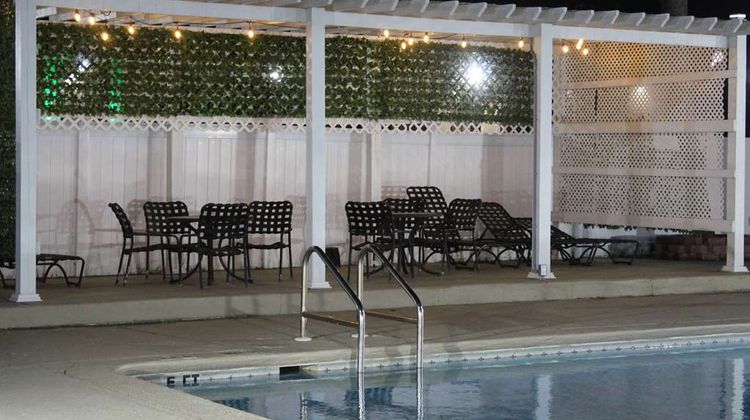 Days Inn Marianna Pool