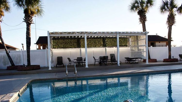 Days Inn Marianna Pool