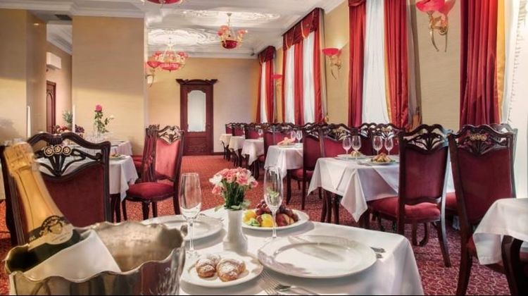 Staro Hotel Restaurant