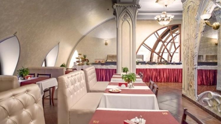 Staro Hotel Restaurant