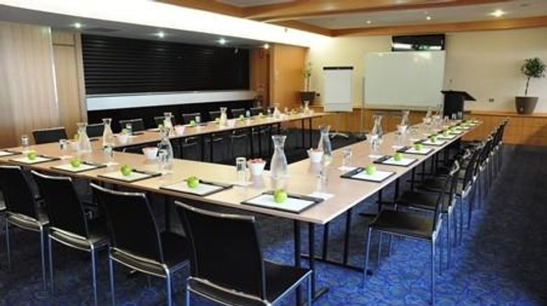 <b>Ceduna Foreshore Hotel/Motel Meeting</b>. Images powered by <a href="https://iceportal.shijigroup.com/" title="IcePortal" target="_blank">IcePortal</a>.