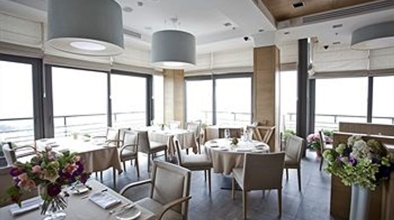 <b>Cityhotel Restaurant</b>. Images powered by <a href="https://iceportal.shijigroup.com/" title="IcePortal" target="_blank">IcePortal</a>.