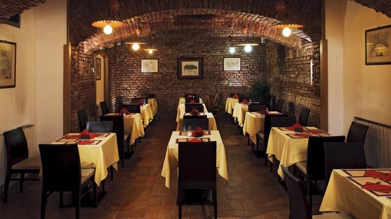 <b>Hotel Praga 1 Restaurant</b>. Images powered by <a href="https://iceportal.shijigroup.com/" title="IcePortal" target="_blank">IcePortal</a>.