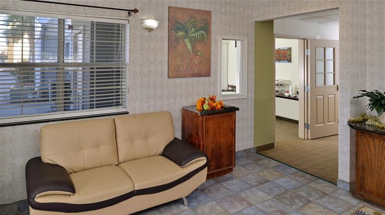 Americas Best Value Inn & Suites Lobby