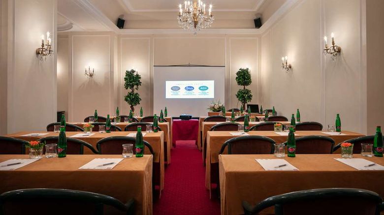 <b>TOP Hotel Ambassador Zlata Husa Meeting</b>. Images powered by <a href="https://iceportal.shijigroup.com/" title="IcePortal" target="_blank">IcePortal</a>.