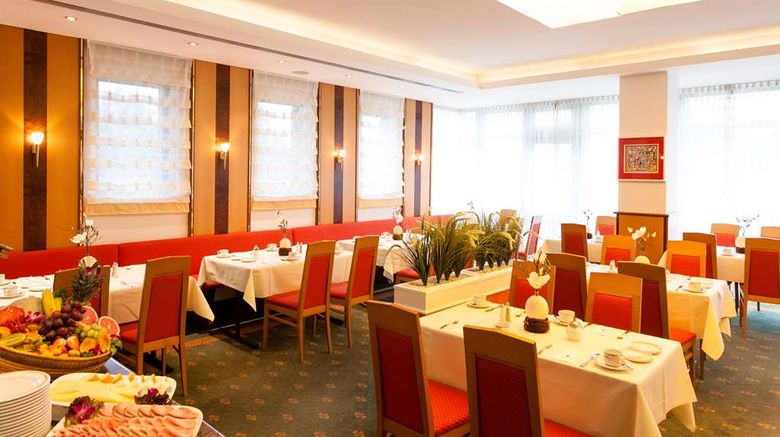 <b>TOP Cityline Hotel Panorama Billstedt Restaurant</b>. Images powered by <a href="https://iceportal.shijigroup.com/" title="IcePortal" target="_blank">IcePortal</a>.